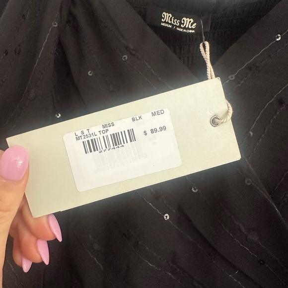 Miss Me Blouse - Picture 2 of 3